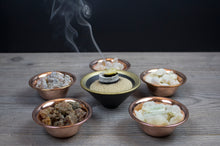 Lade das Bild in den Galerie-Viewer, Räucherschale aus Kupfer