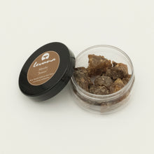 Lade das Bild in den Galerie-Viewer, myrrhe im pet tiegel