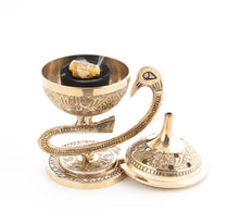 Lade das Bild in den Galerie-Viewer, Räuchergefäß Schwan mit Kohle